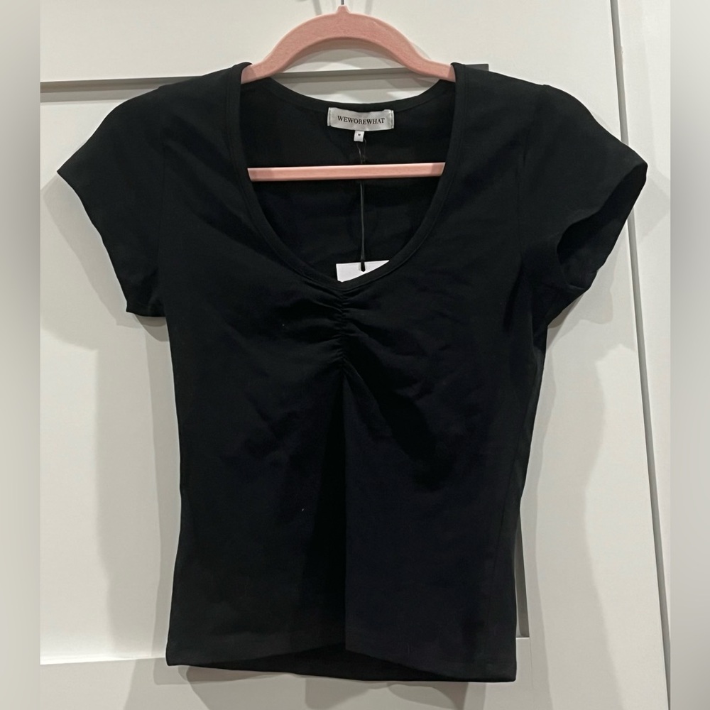 NWT WeWoreWhat Ruched Cap Sleeve Tee in Black - Size M